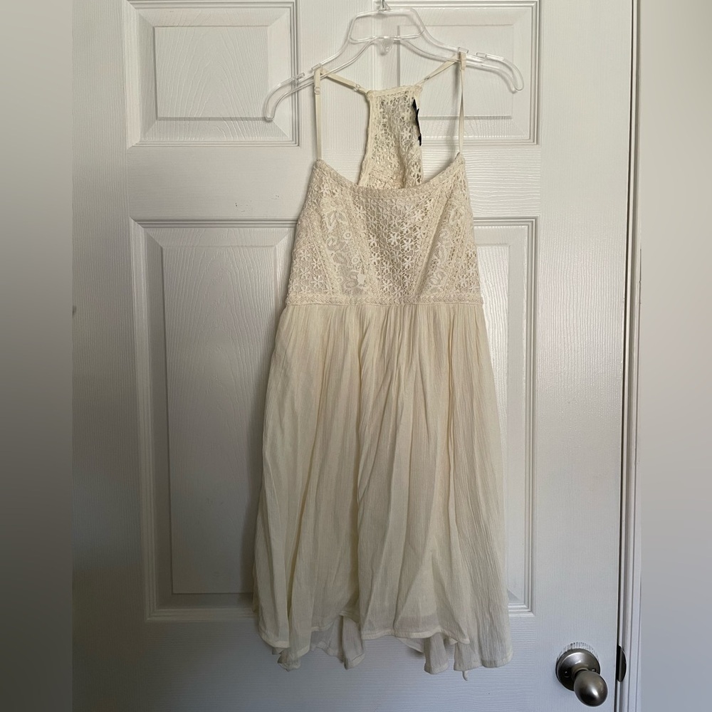 American Eagle Outfitters size 2 Cream Lace Mini Flare Dress